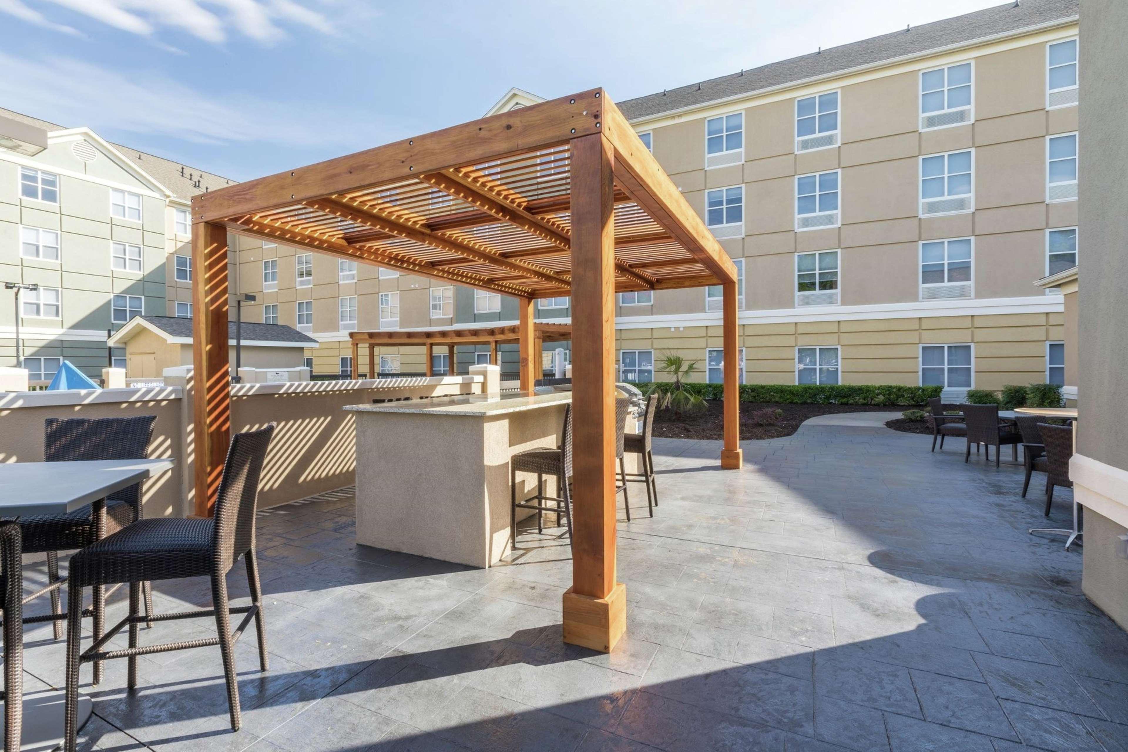 Homewood Suites By Hilton At Carolina Point - Greenville Exterior foto