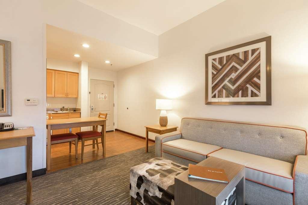Homewood Suites By Hilton At Carolina Point - Greenville Habitación foto